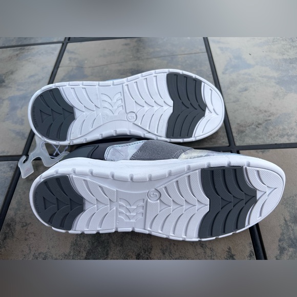 NWT All in Motion Camo Print Women’s Sneakers - Picture 7 of 7